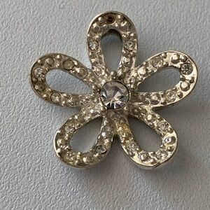Vintage Avon Signed NR Silver Plated Flower Pendant with Rhinestone tone Accents